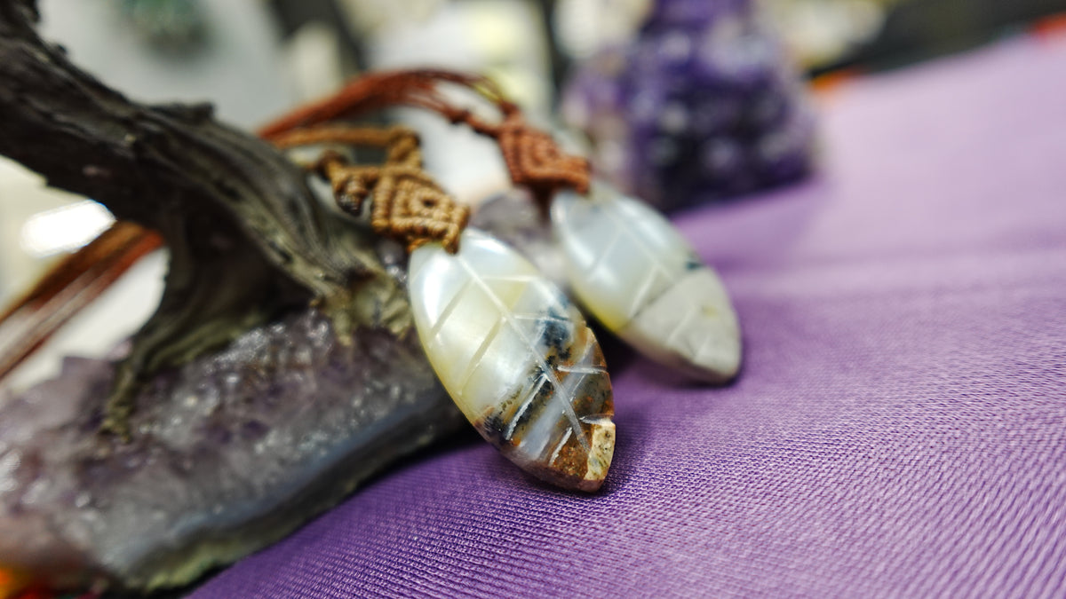 Handmade Peruvian Coca Leaf Pendant Necklace