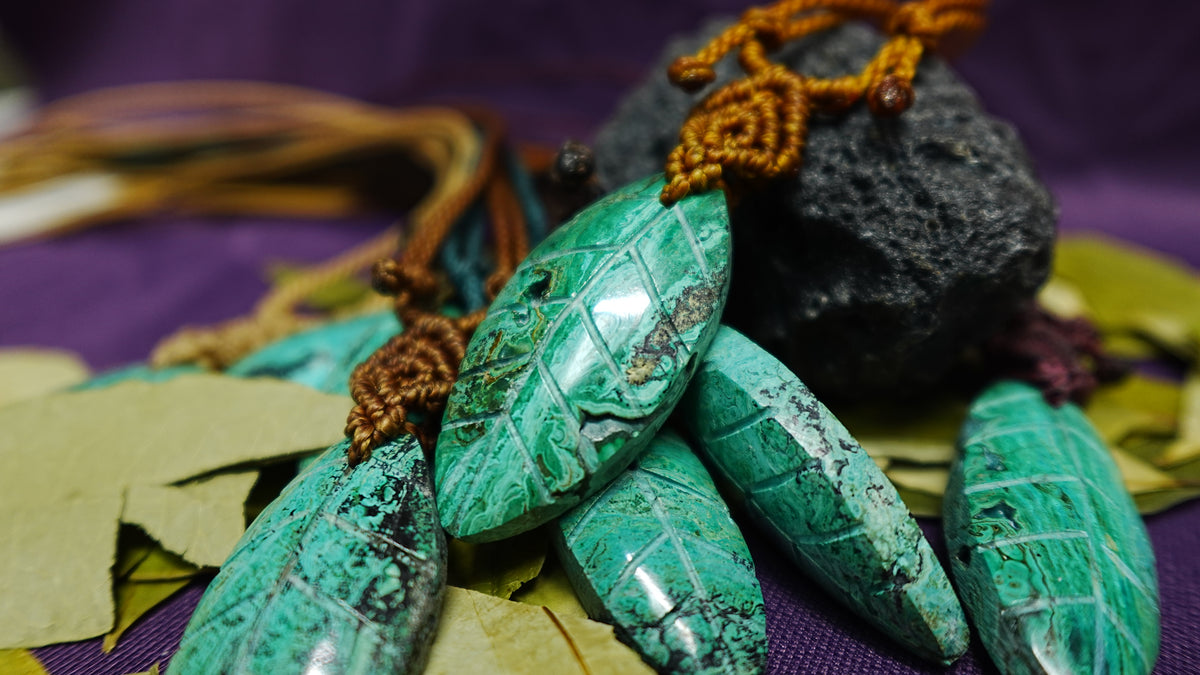 Handmade Peruvian Coca Leaf Pendant Necklace